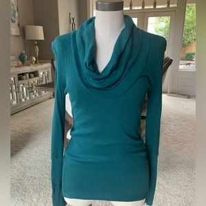 Bobi teal green thermal top